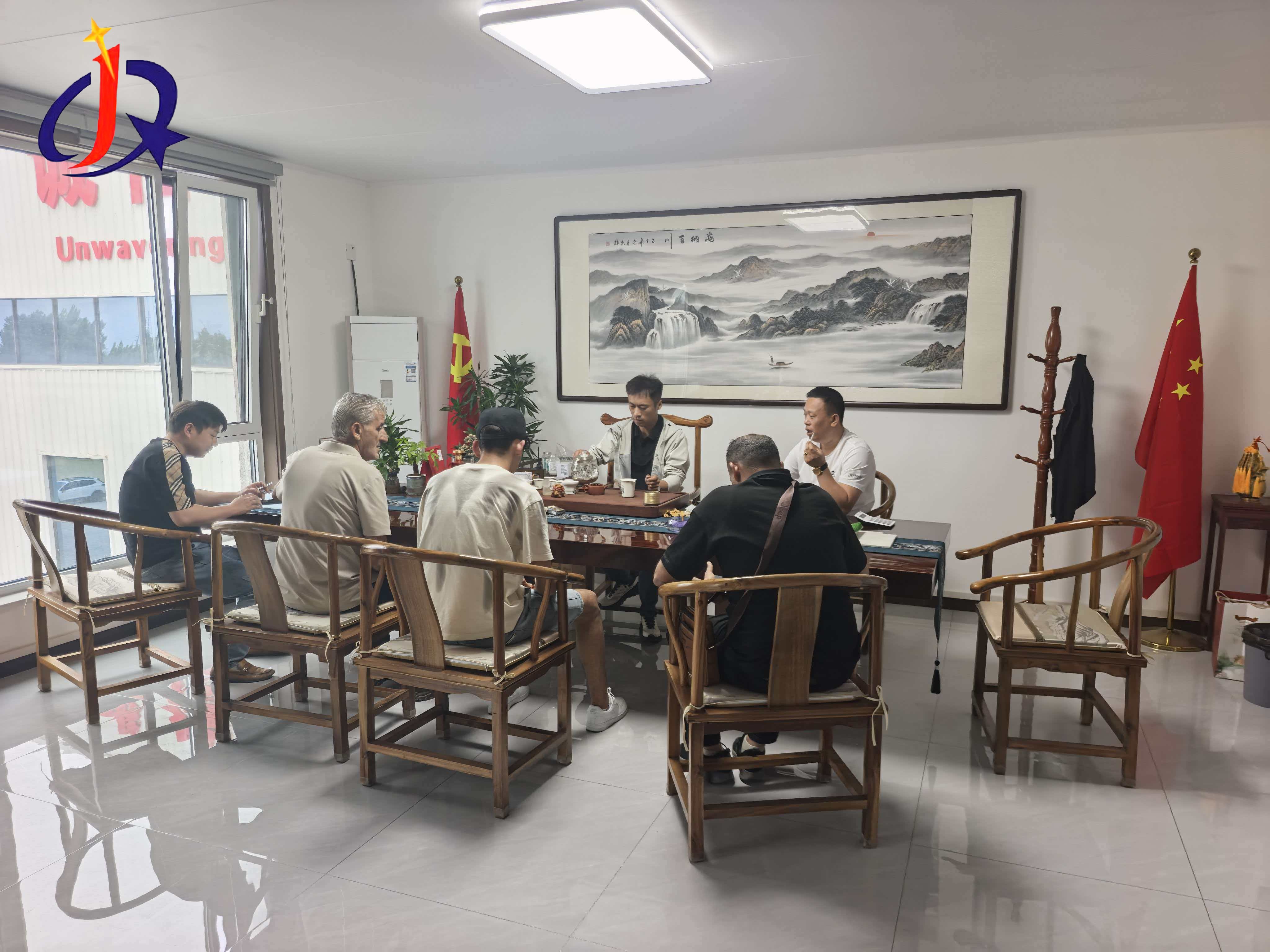 Կոլումբիայի ոսկու վերամշակման սարքավորումների դիստրիբյուտորները այցելում են Jinqi Machinery Հարավային Ամերիկայի շուկայի համագործակցության համար